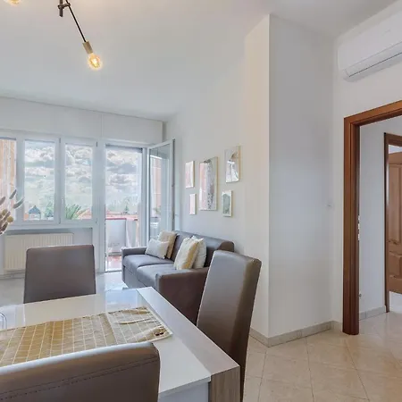 公寓 Luminoso Con Terrazzo Vicino All'universita' 费拉拉