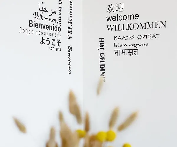 Guesthost - Luminoso Con Terrazzo Vicino All'universita'