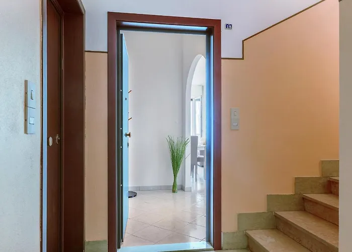 Apartament Guesthost - Luminoso Con Terrazzo Vicino All'universita' Ferrara