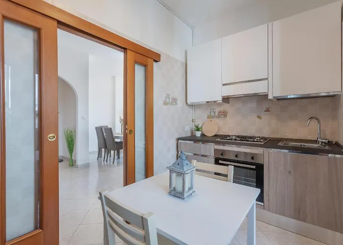 Apartament Guesthost - Luminoso Con Terrazzo Vicino All'universita' *