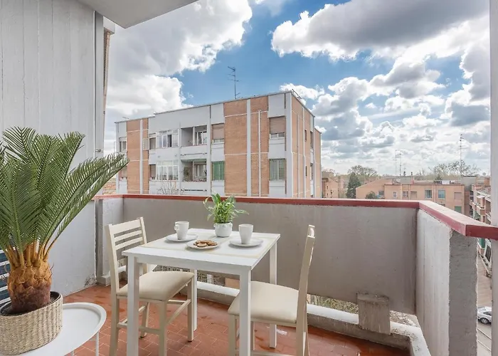 Apartament Guesthost - Luminoso Con Terrazzo Vicino All'universita' *